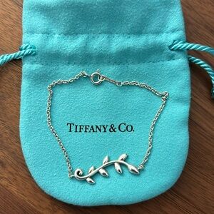 Tiffany & Co Paloma Picasso Olive Leaf Bracelet